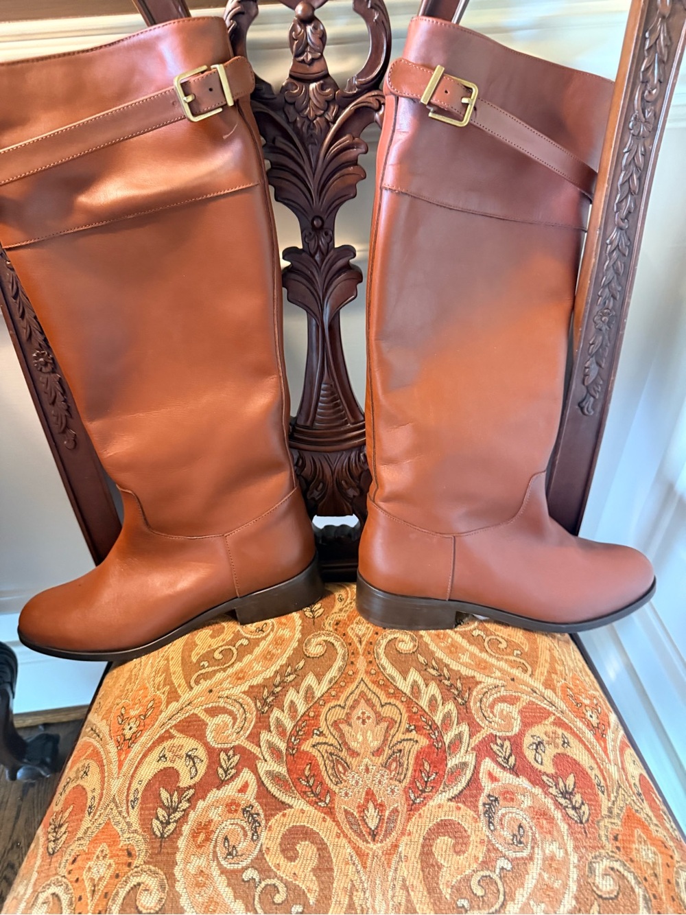 J.McLaughlin NWOT Millbrook Leather Boot. brass tone hardware. 1.5” heel.size 9